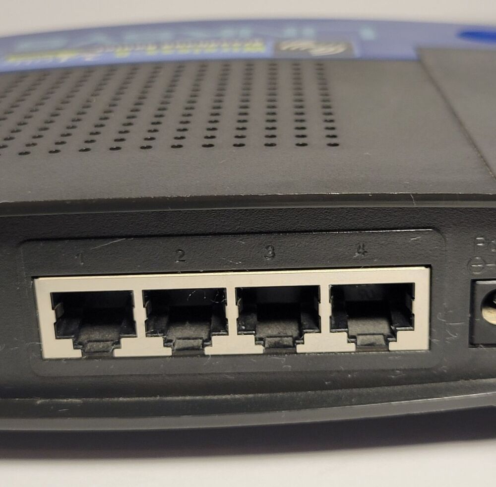 Linksys Dual-Band Wireless Router - Fast & Reliable Home Networking - Picture 8 of 12